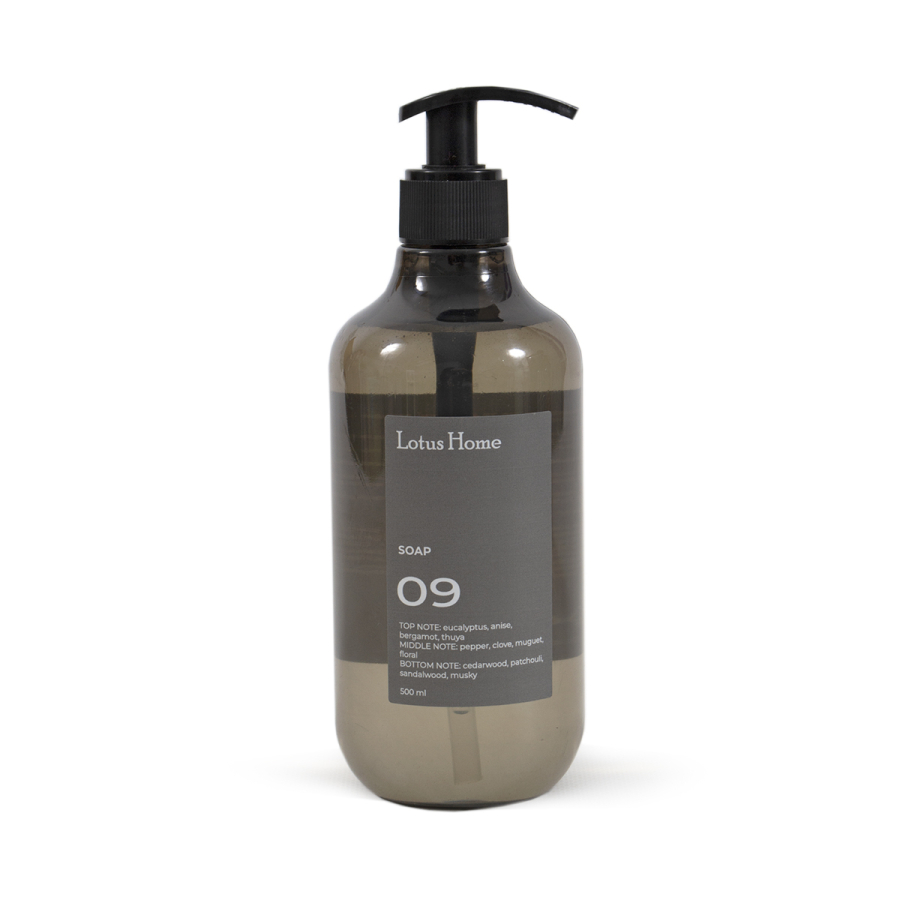 Парфюмированное жидкое мыло Lotus Home - 09 (кедр, пачули, сандал, мускус) 500 мл
